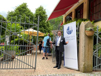 Senat der Wirtschaft, Weinblütenfest am Senatsweinberg in Burrweiler