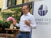 Senat der Wirtschaft, Weinblütenfest am Senatsweinberg in Burrweiler